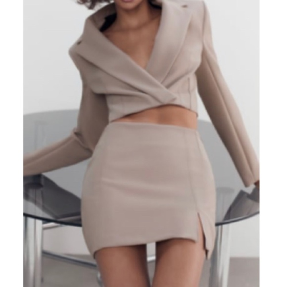 Zara mini skirt